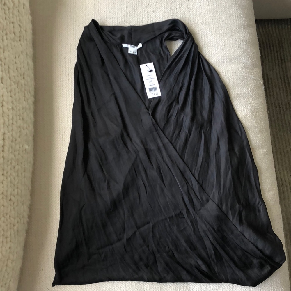 Helmut, silky going out top